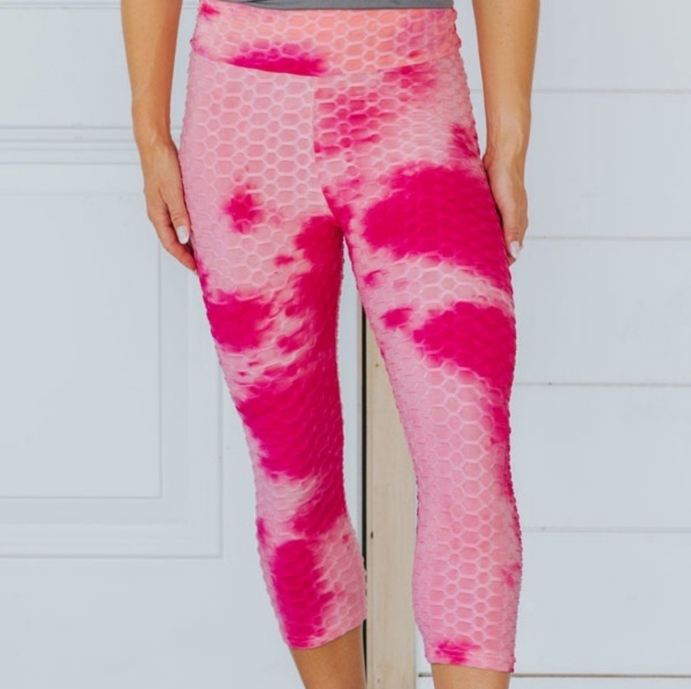 NWT Pink TikTok Legging Capris. L/XL